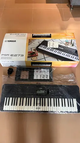 Yamaha keyboard PSR E-273