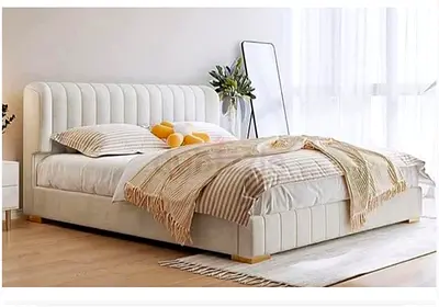 Modern dezine luxury Upholstered King Size 180-200 cm Bed included spring Top memory foam mattress.