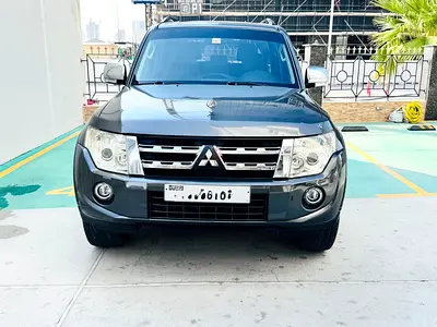 2014 Mitsubishi Pajero GLS Top Line - 3.8 (Agency Serviced) Full Original Paint - GCC Specs
