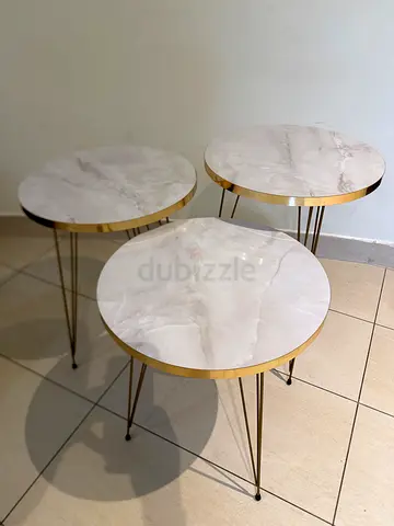 Set of 3 Round Nesting Side Tables with Marble-Effect Tops and Gold Frames