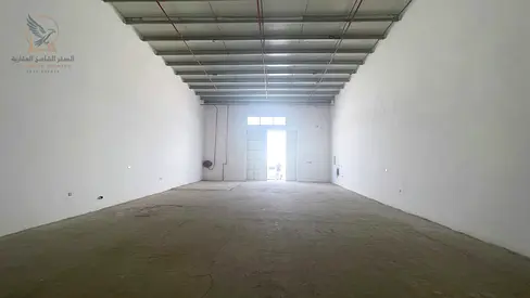 مستودع تجاري وصناعي مميز للإيجار السنوي بنظام إطفاء حريق حديث وتشطيبات عصرية بموقع استراتيجي وحيوي جاهز تماما للتشغيل والاستثمار الفوري