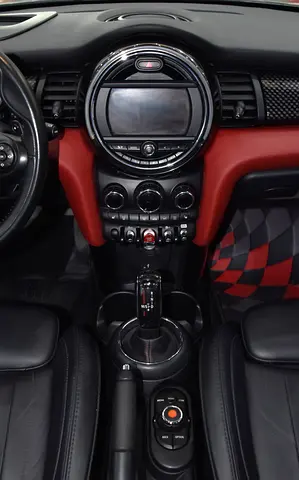 صورة مصغرة 17 لـ 2019 MINI COOPER