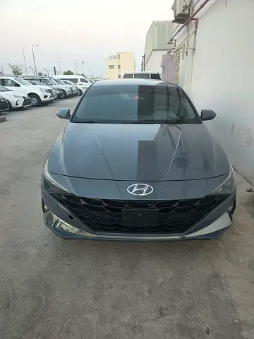 Hyundai Elantra GLS 2023 GCC Specs