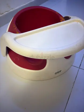 mama’s & papa’s baby floor chair