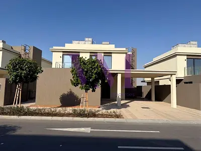 Spacious Luxury 4BR + Maid Townhouse | Beachfront
