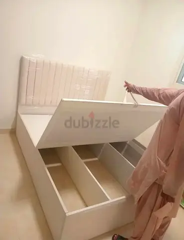 Brand New luxury Bed queen size 150cm 190cm available