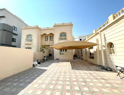 Private Half Vila | Spacious 4BHk Majlis | Near Al Riyadh School