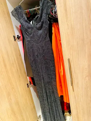 Reiss Long elegant charcoal grey evening gown, fitted mermaid style