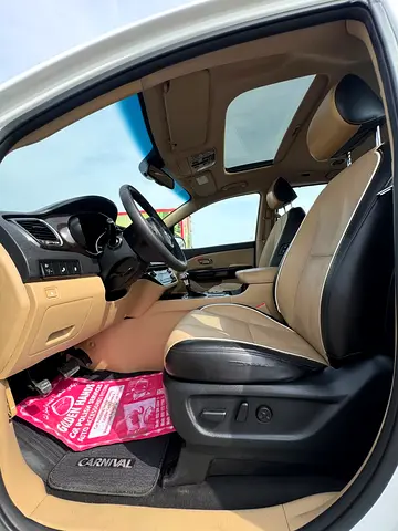 2019 Kia Grand Carnival GCC Specs | Other Trim | Well-Maintained