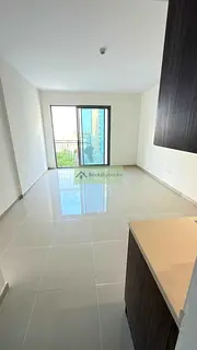 Studio with Bathtub & Laundry Closet | Pool-Facing Balcony | Uptown Al Zahia