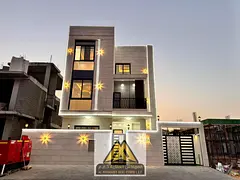 6 Master Bedrooms Separate Majlis Large Modern Living Room Main Kitchen Private Swimming Pool Spacio