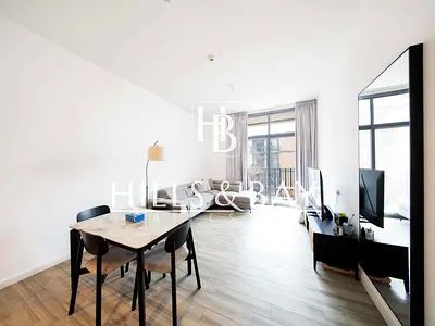 Modern 1BR Apartment| Ready to MoveiI| Unfurnished