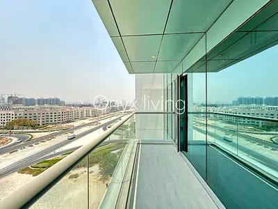 Mid Floor || Luxerious Living || Ready to Move