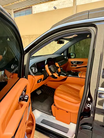 2025 Mercedes-Benz V-Class V 300