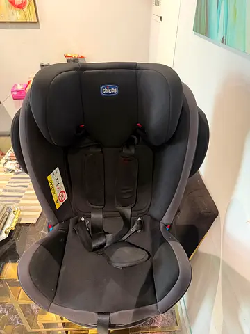 Used infant/toddler car seat convertible in good condition