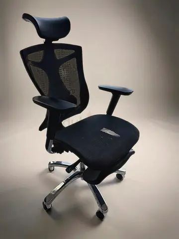 SIHOO V1 Ergonomic Office Chair, Black, with Footrest