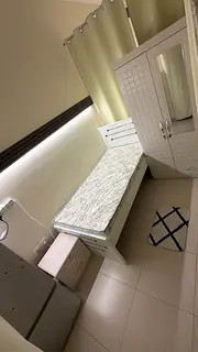 LADIES BEDSPACE NEAR METRO AND DAFZA 1200