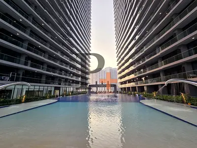 Fully Furnished Smart Home | 1BR + Laundry | Pool View
