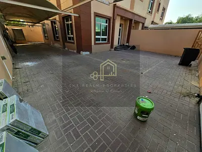 CORNER 4BR WITH PVT ENTRANCE-MAID AWAY FROM THE FLIGHT PATH