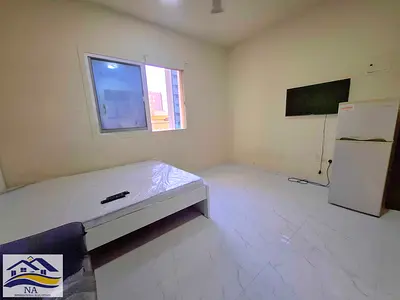 MONTHLY STUDIO SEPARATE KITCHEN FURNISHED