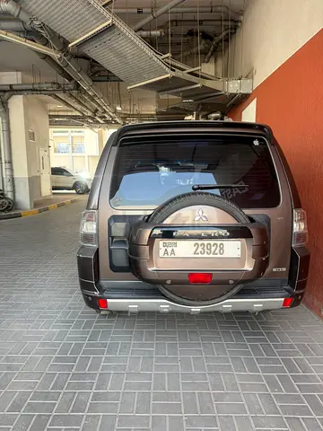 Mitsubishi Pajero 2014 GLX GCC Specs
