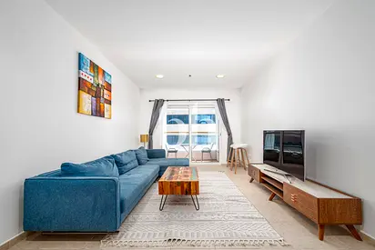 Furnished | Mid Floor | Sea View