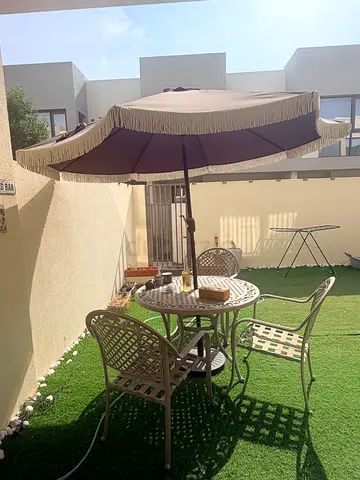 Outdoor metal bistro set with Boho parasol - 3 chairs and table