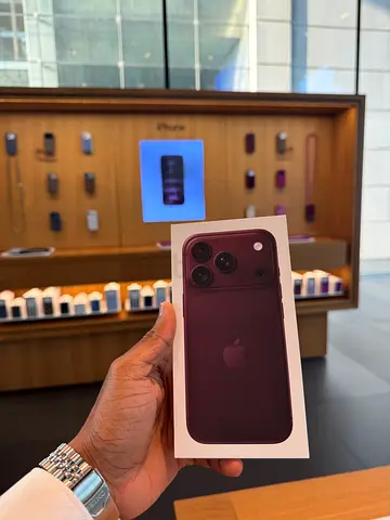 iPhone 18 Pro Max 256GB Burgundy – Brand New – AED 5,499