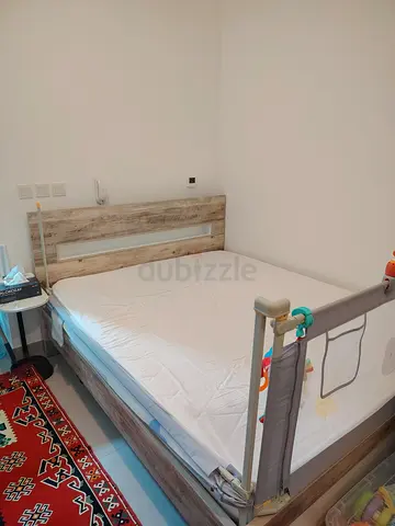 Bed + mattress