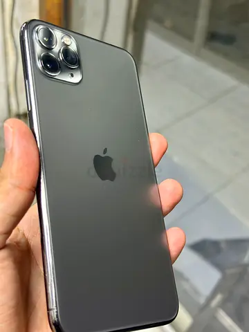 Used iPhone 11 Pro Max - 512GB Space Gray, Good Condition