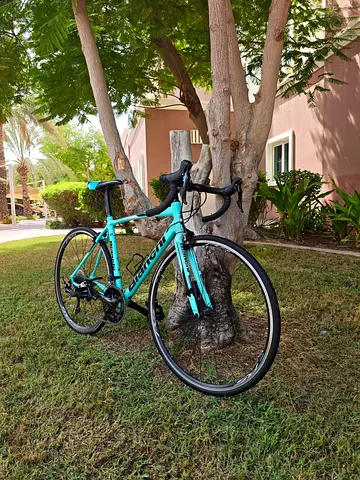 Bianchi Via Nirone 7 – Shimano 105 11s – Size 53 cm Road bicycle