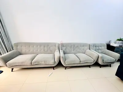 Light grey 3-piece sofa set (sofa, loveseat, chaise) for 6 seater - good condition