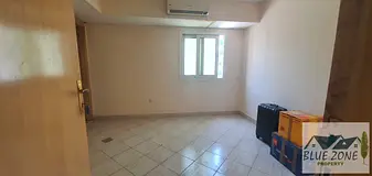 Split ac studio available in butina 12k