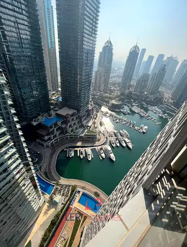 CAYAN TOWER | ICONIC LIVING | READY | HIGH DEMAND