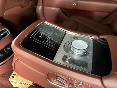 صورة 7 لـ 2023 Genesis G90
