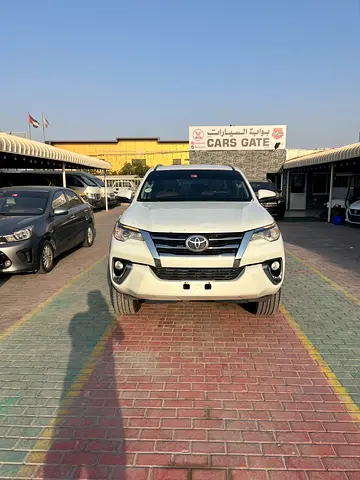 2019 Toyota FORTUNER — фото 2