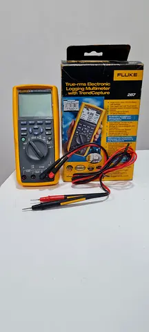 Fluke 287 True RMS Digital Multimeter with Leads - Almost New. Rarely used. In a perfect condition.