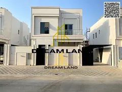 For sale: 5 master bedrooms located next to the mosque and opposite all amenities; freehold ownershi