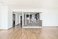 Spacious 2BR | Burj Khalifa and Zabeel Views