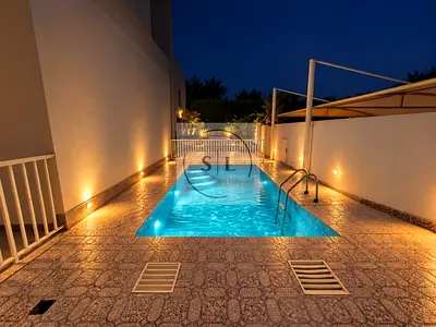 Private Pool | Huge Garden | 3 Living Areas | Move-in Ready