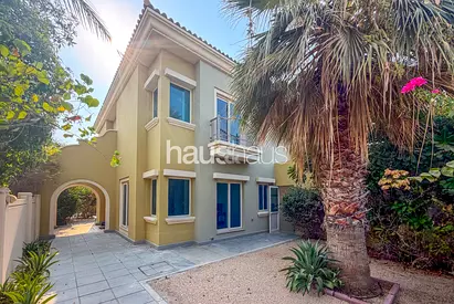 Golf Course View | Private Pool | Sought After