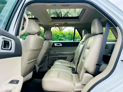 2015 FORD EXPLORER photo 9