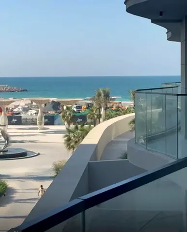 Distress Deal | FullyFurnished 1BR | Bay Residence