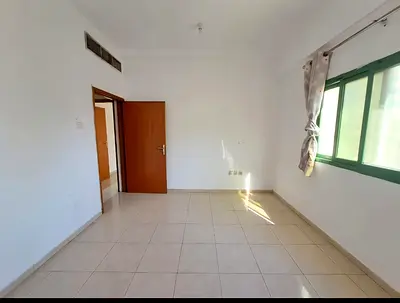 HOT OFFER 1BHK WITH BALCOUNY NEAR TO BUS STOP ONLY 28K