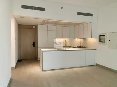 LUXURY BUILDING | SPACIOUS 3BR | AVAILABLE