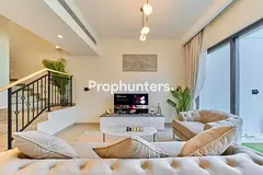 Premium Location I Water View I Vacant on Transfer