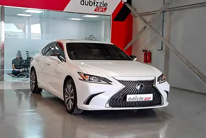 AED 1064/month | 2020 Lexus ES-Series ES 300h | GCC Specs | Ref#539137