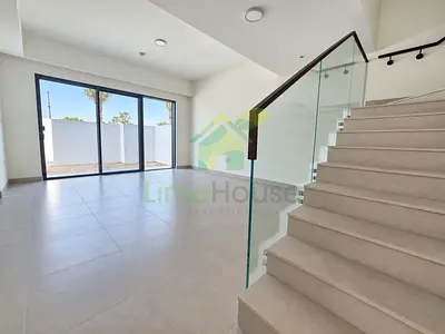 Single Row Corner Townhouse | Vaastu Compliant