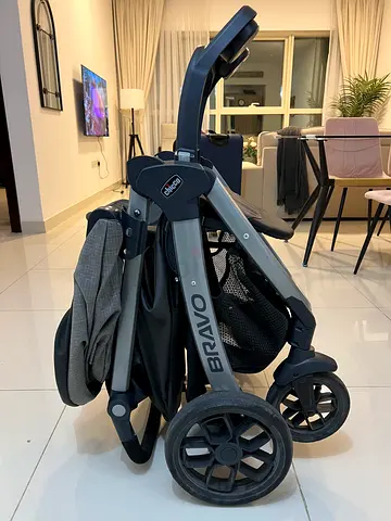 Chicco Bravo Stroller complete set