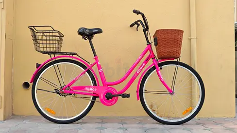 Cruiser bike Brand New free delivery high quality with sold adjustable seat and frunt back baskets